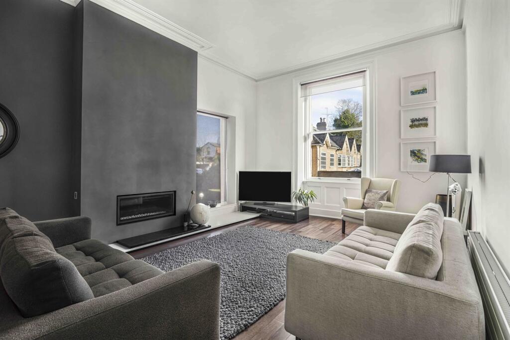 2 bedroom apartment for sale in Langham Mount, East Downs Road, Bowdon, WA14